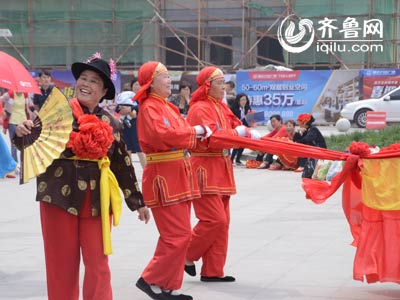 潍城赛区——西关街道开心艺术团《大花轿》
