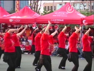 峡山赛区——朱子舞蹈队《快乐广场》