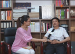 齐鲁网记者采访烟台市侨联副主席：唐振铎