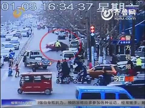 莒南：19岁司机疯狂醉驾连撞9辆车