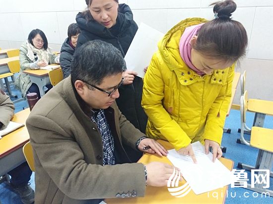 文昌街道中心小學召開黨員信教情況核查會議