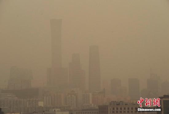 霧霾又來！北京啟動空氣重污染藍色預警