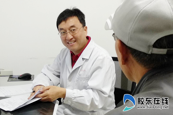 解放军总医院吴子明教授到院坐诊,为30名预约患者进行了诊治.