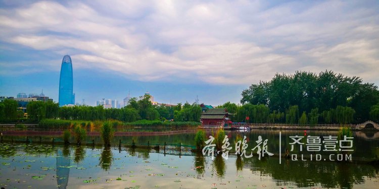 一城山色半城湖，雨后濟南湖光山色