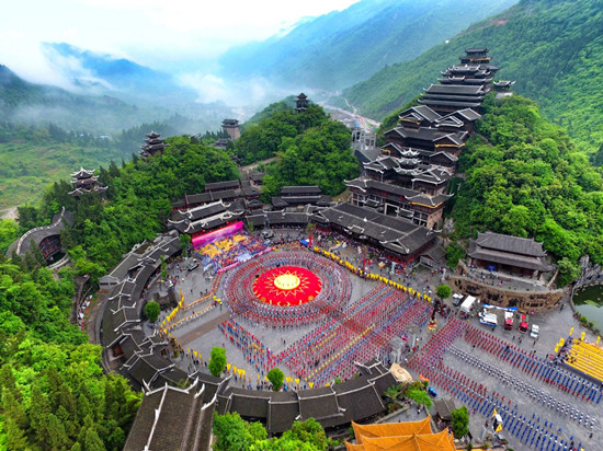 2018年全国百家网络媒体重庆行启动 记者感受苗乡彭水之美_大陆_国内