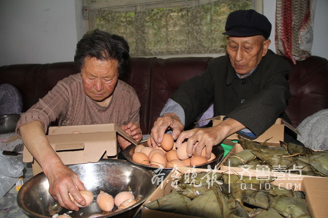 “威海好人”殷樹山夫婦，生前捐款百萬去世同捐遺體