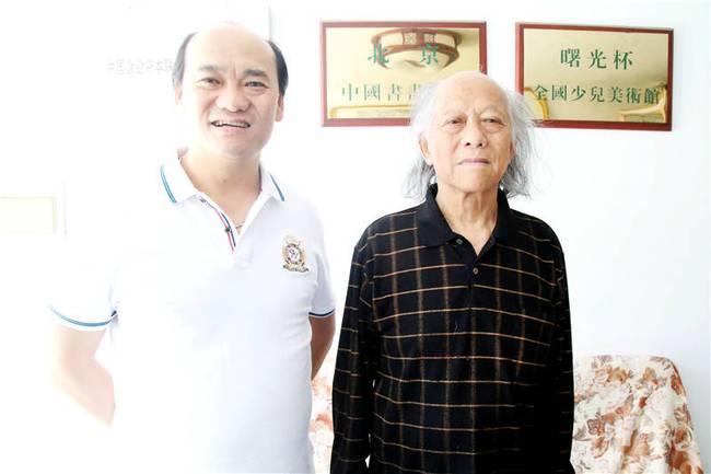 焦秉义:践行公益 奖掖后人