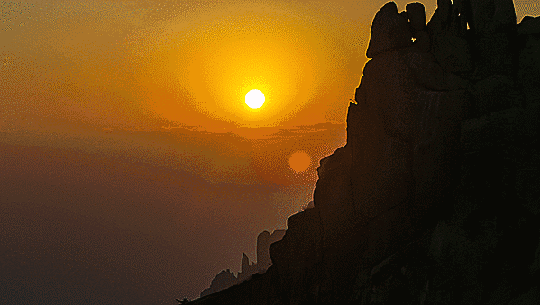 早上5点-7点,仰口日出