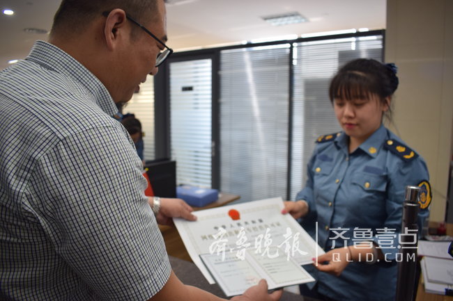 五家網約車平臺濟南“領證”，三家沒有網約車