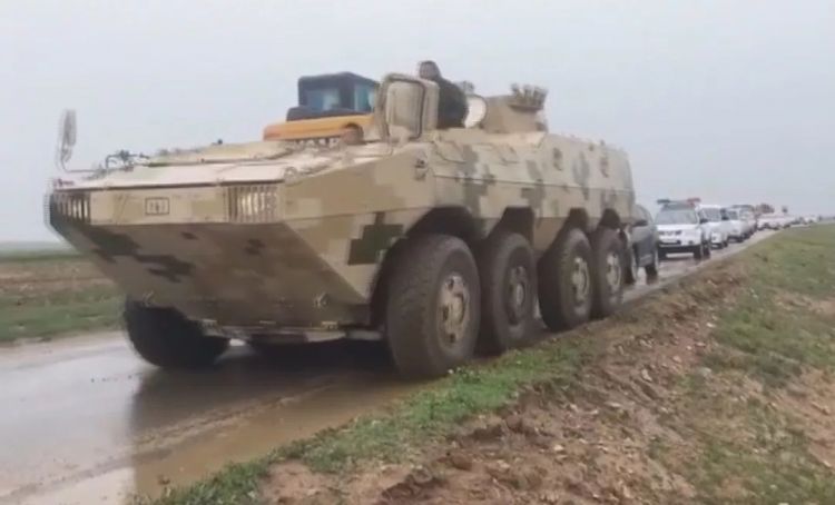 包頭突降暴雨：危急關頭！兵工廠沖出一隊嶄新裝甲戰車