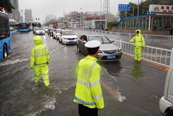 京津冀大雨來襲 臺風“安比”為何能一路北上？