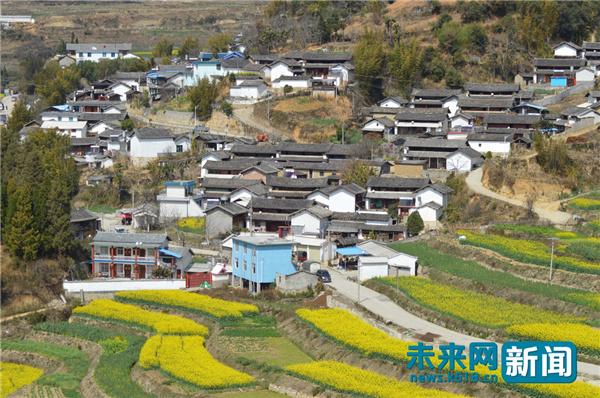 【脫貧攻堅在行動】修路打通扶貧“捷徑” 告別黑土墻村民住上混凝土房