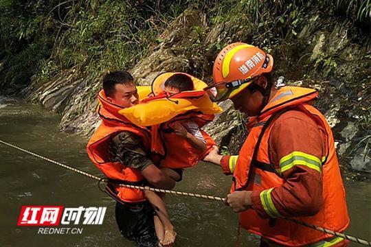 湖南桃江縣爆發山洪：多名游客被困 已救出15人