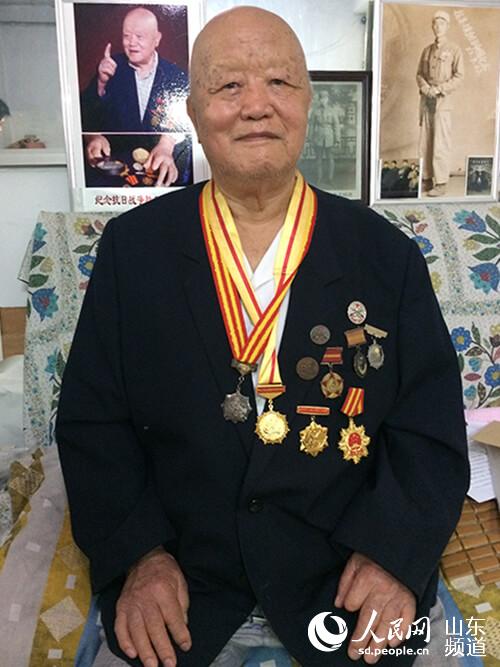 90歲老八路憶抗戰 與鬼子拼刺刀活捉偽司令