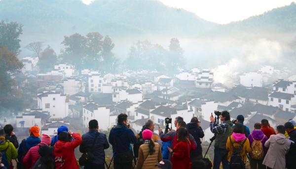 江西婺源：使用國產手機游客享景區通票半價，可省百元