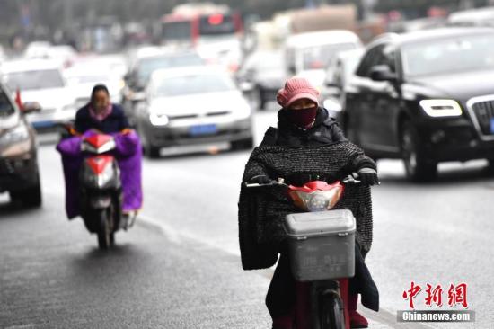 寒潮發(fā)威冷冷冷 超一半國(guó)土氣溫將創(chuàng)今年入冬新低