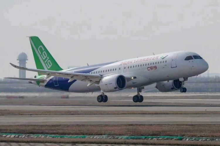 第三架C919飛機完成首飛