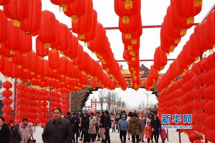 山東高密：逛廟會 賞民俗