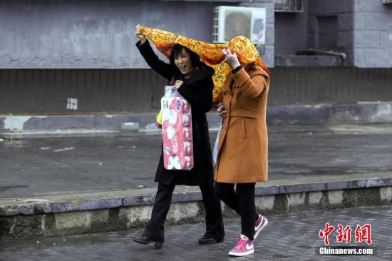 華南江南有較強降水 內蒙古中西部等地將有沙塵天氣