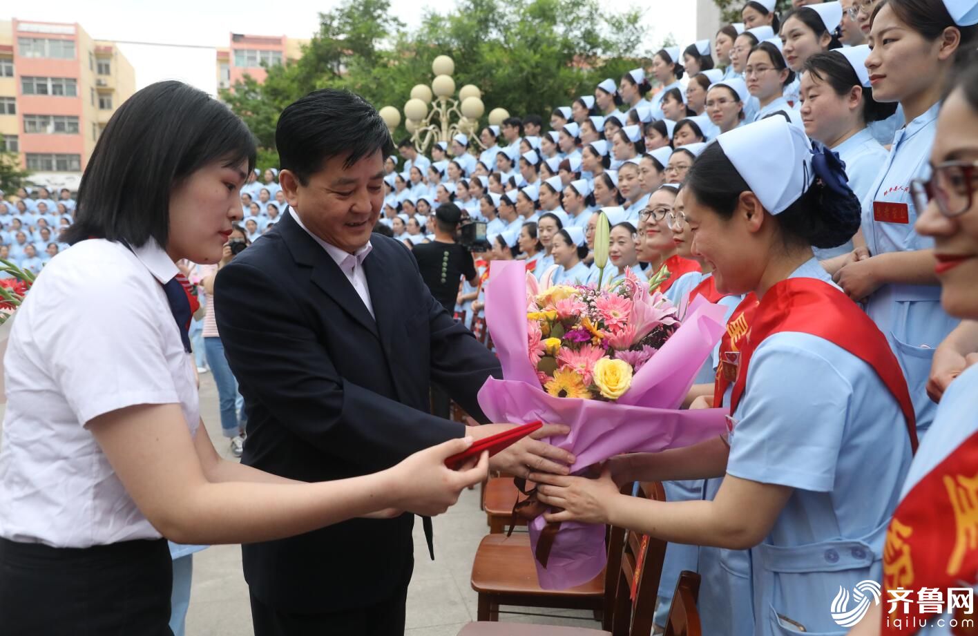 邹平市人民医院举行512国际护士节宣誓活动