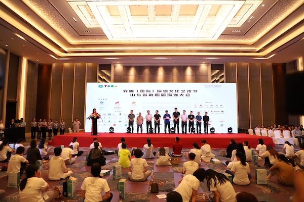 1.5月25日，首屆齊魯國際瑜伽文化藝術節暨山東省第四屆瑜伽大會在濟南舉行。