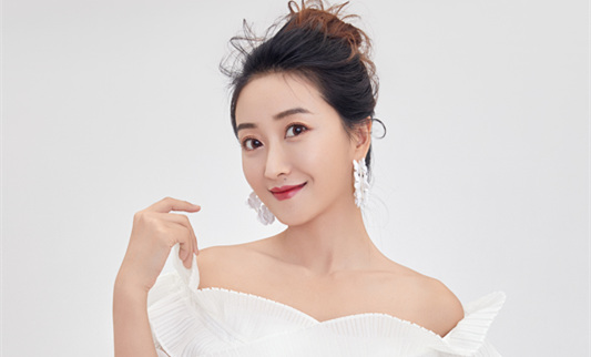 姓名:王真洁 性别:女  星座:白羊座  体重:46 kg 身高:164cm[详细]