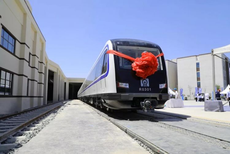 济南地铁3号线通车倒计时!7辆"小蓝"已到位