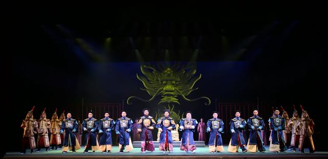 濱州市大型京劇《游百川》入選第十六屆中國(guó)戲劇節(jié),在福建省福州市成功演出