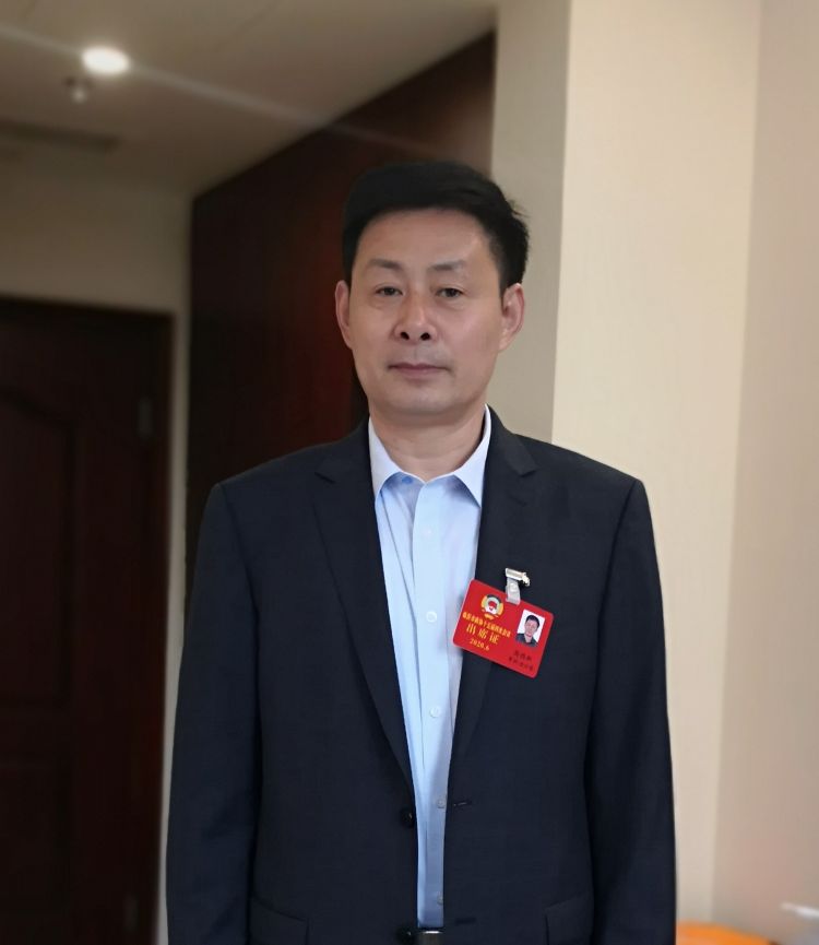 临沂要闻此外,李超群建议,未来城市发展思路可以借鉴日本大东京经济圈