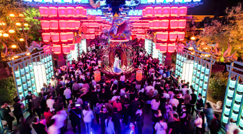 升腾的“年经济” 别样的“新年味”