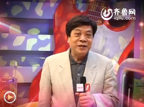 《校园金话筒》明星版宣传片 赵忠祥领衔